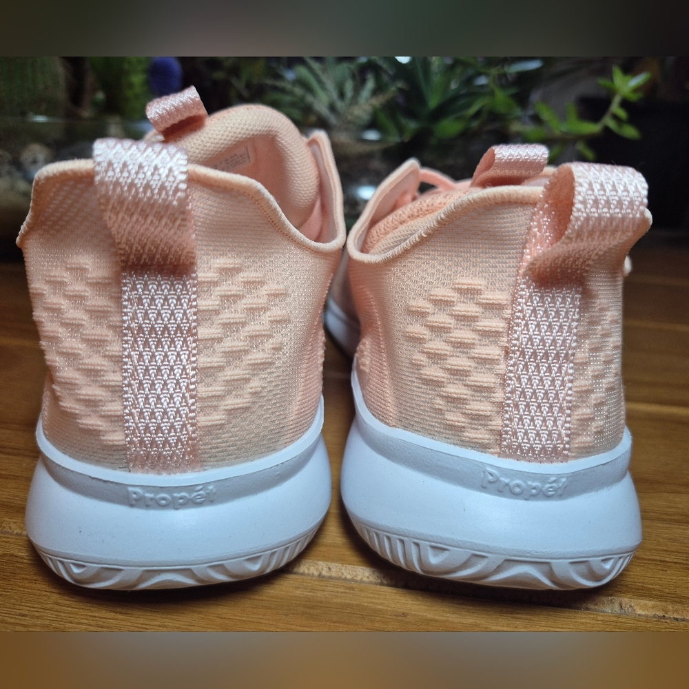 Propet Women's TravelBound Spright Sneakers- Size 8 - Picture 3 of 7